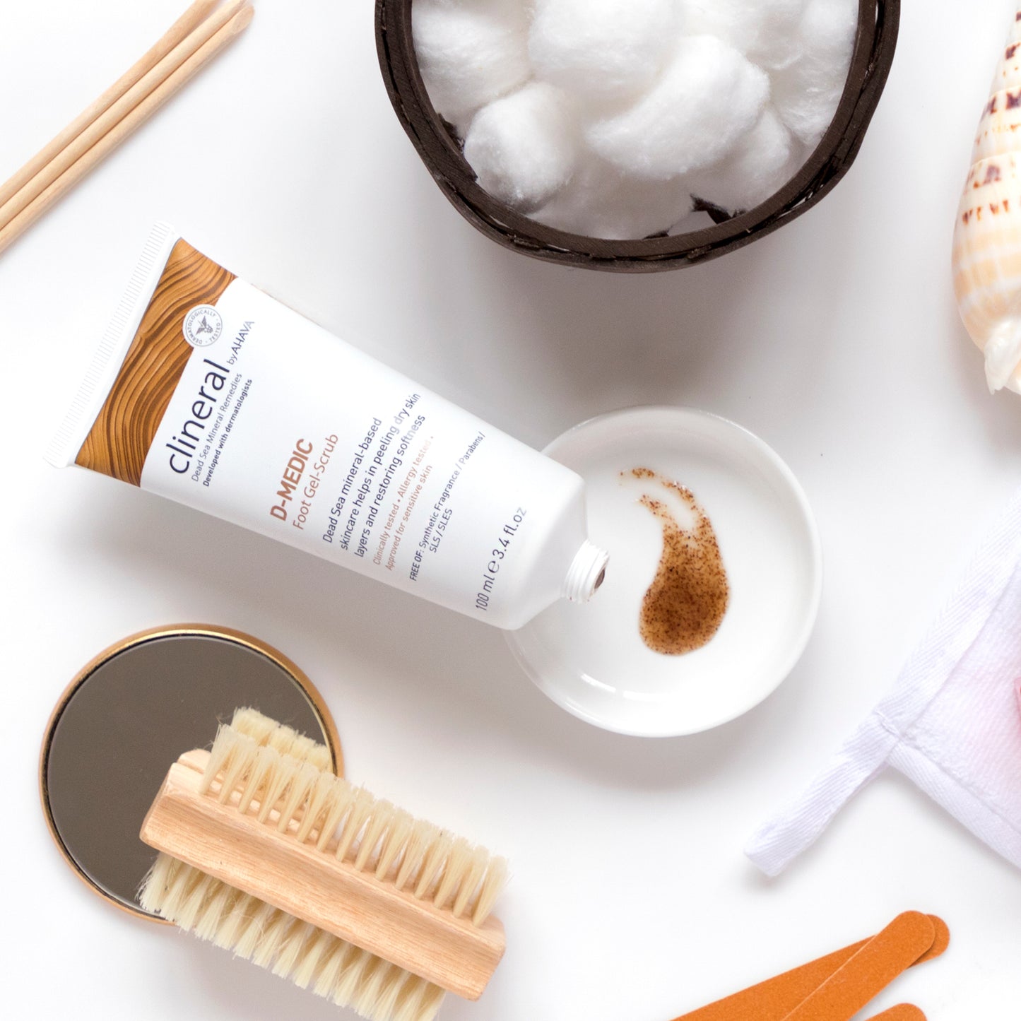 CLINERAL D-MEDIC FOOT SCRUB | pēdu skrubis, 100 ml